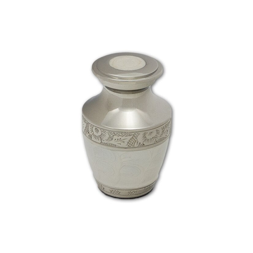 Flat Top Engraved Pearl Nickle - Keepsake